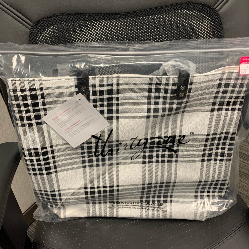 Thirty One Around Town Tote
